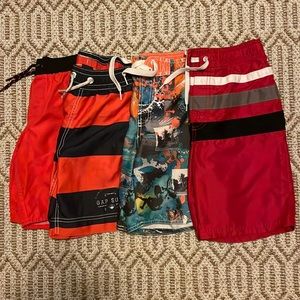 4 pair of boys swim trunks all size 6/7